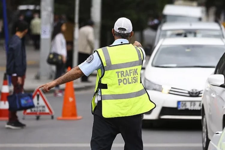 Trafik Cezasını İndirimli Ödeme Süresi Artırıldı